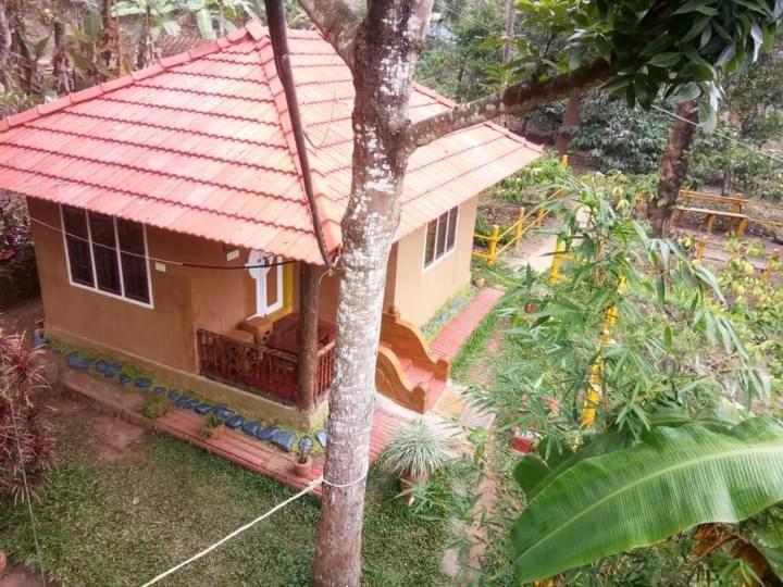 Kalidasa Tree House And Villa, Wayanad Chegat Bilik gambar